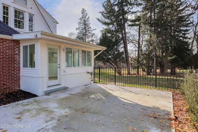 118 State Route 34, Holmdel, NJ 07733