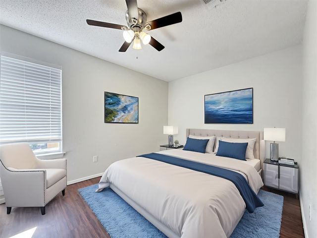 425 SW Thomas Street B, Burleson, TX 76028