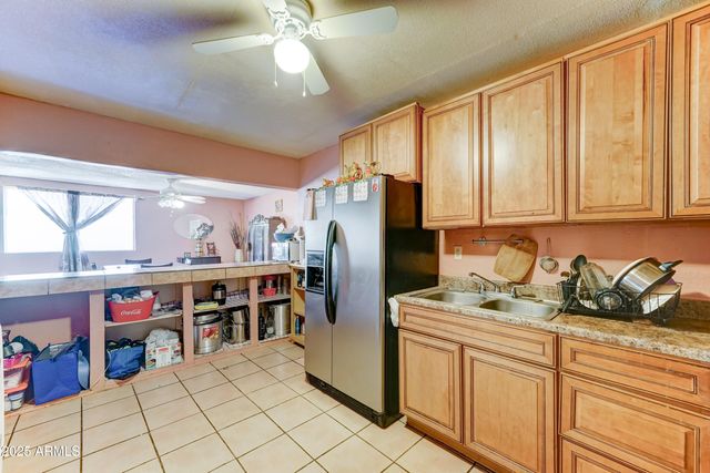 6541 N 54TH Avenue, Glendale, AZ 85301