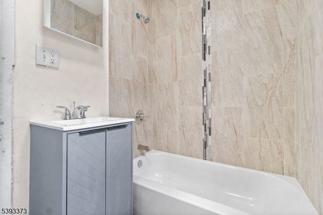 24 Irving Ave, Newark City, NJ 07112