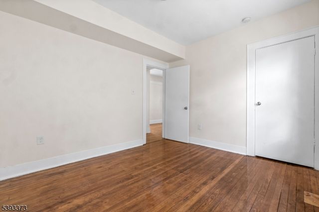 24 Irving Ave, Newark City, NJ 07112