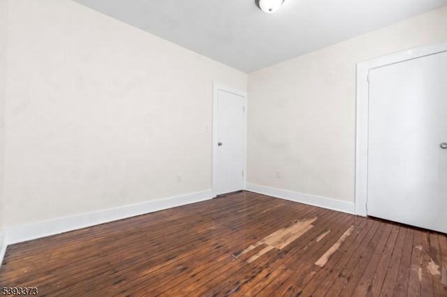 24 Irving Ave, Newark City, NJ 07112