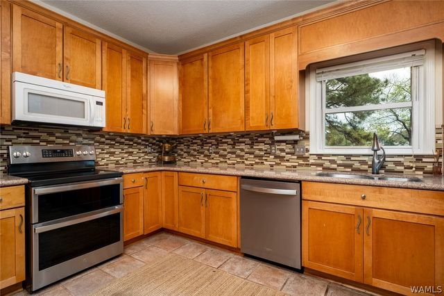685 HARTFORD, Tuscaloosa, AL 35406