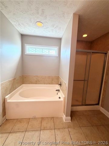 2110 Queen Elizabeth Lane, Hope Mills, NC 28348