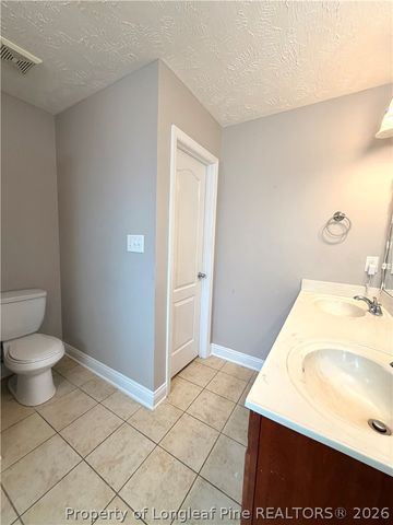 2110 Queen Elizabeth Lane, Hope Mills, NC 28348