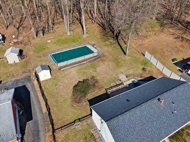 16 Denison Road, Colonie, NY 12309