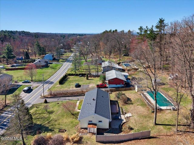 16 Denison Road, Colonie, NY 12309