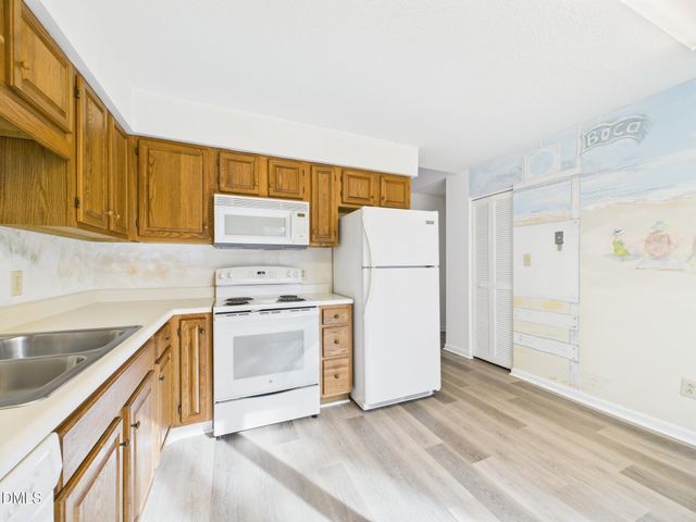 115 Gristmill Lane, Chapel Hill, NC 27514