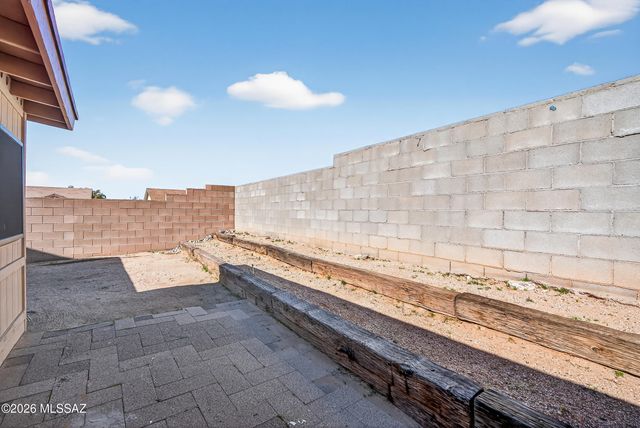 9931 E Banister Drive, Tucson, AZ 85730