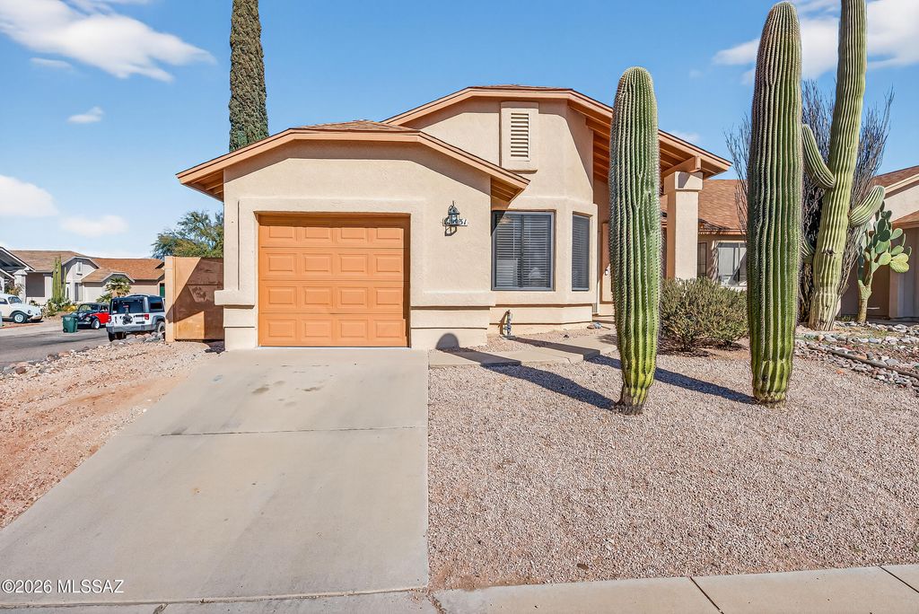 9931 E Banister Drive, Tucson, AZ 85730