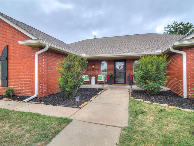 15808 Sugar Loaf Drive, Edmond, OK 73013