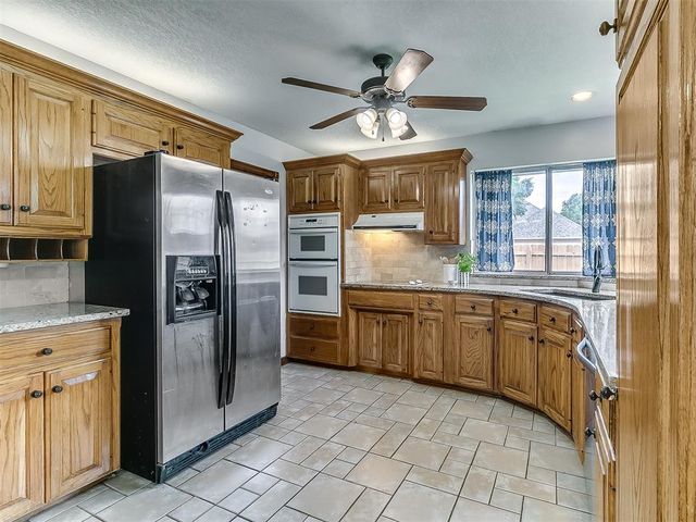 15808 Sugar Loaf Drive, Edmond, OK 73013