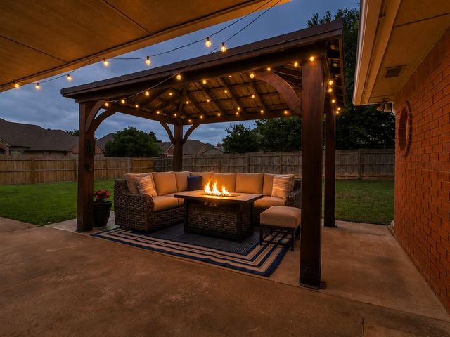 15808 Sugar Loaf Drive, Edmond, OK 73013