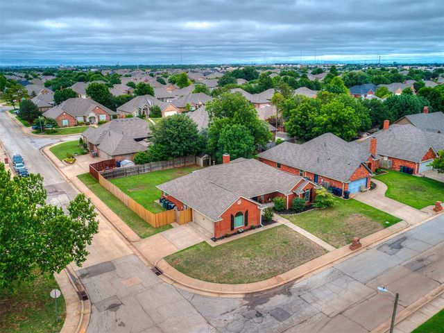 15808 Sugar Loaf Drive, Edmond, OK 73013