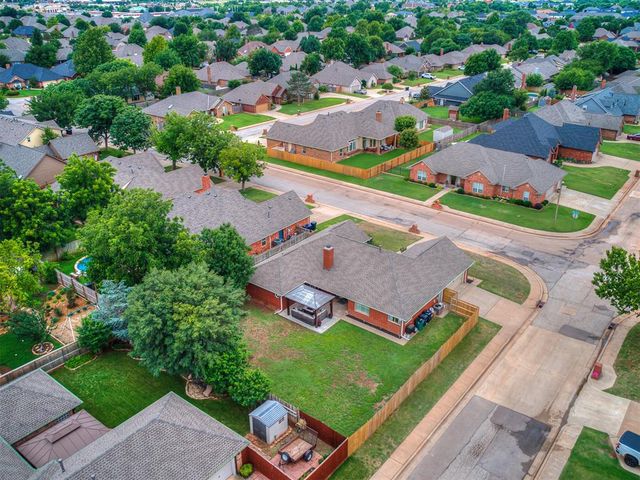 15808 Sugar Loaf Drive, Edmond, OK 73013