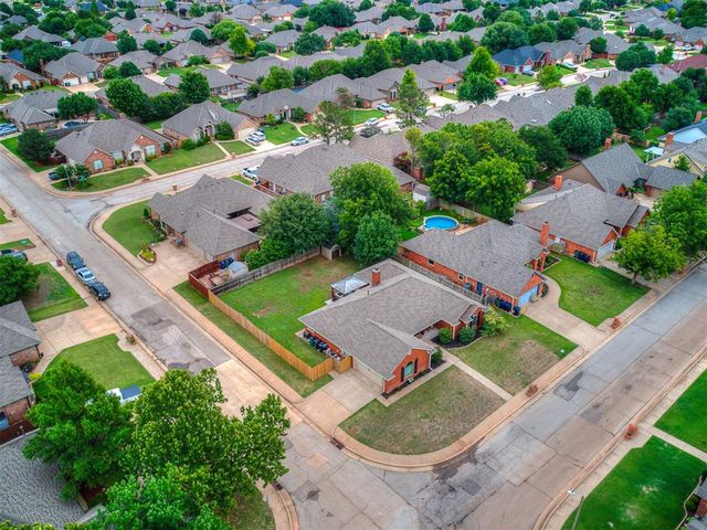 15808 Sugar Loaf Drive, Edmond, OK 73013