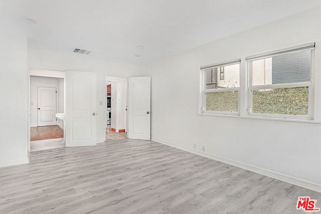 409 N Kilkea Drive, Los Angeles, CA 90048