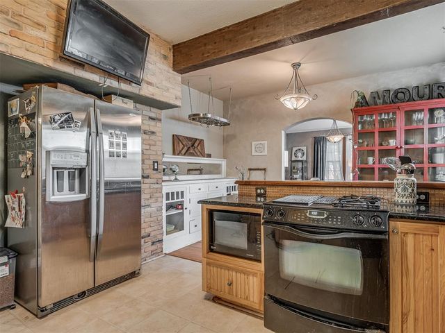 2220 N Indiana Avenue, Oklahoma City, OK 73106