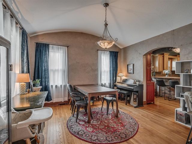 2220 N Indiana Avenue, Oklahoma City, OK 73106