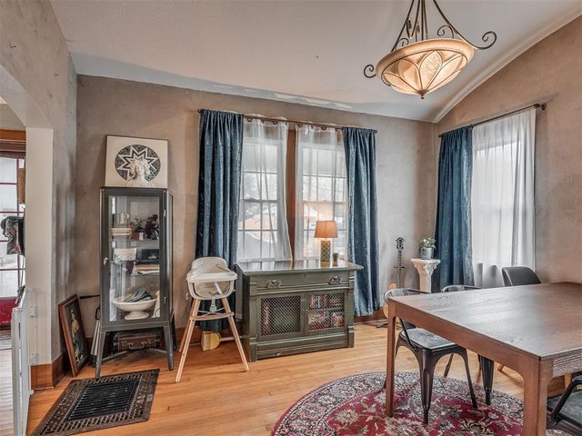 2220 N Indiana Avenue, Oklahoma City, OK 73106