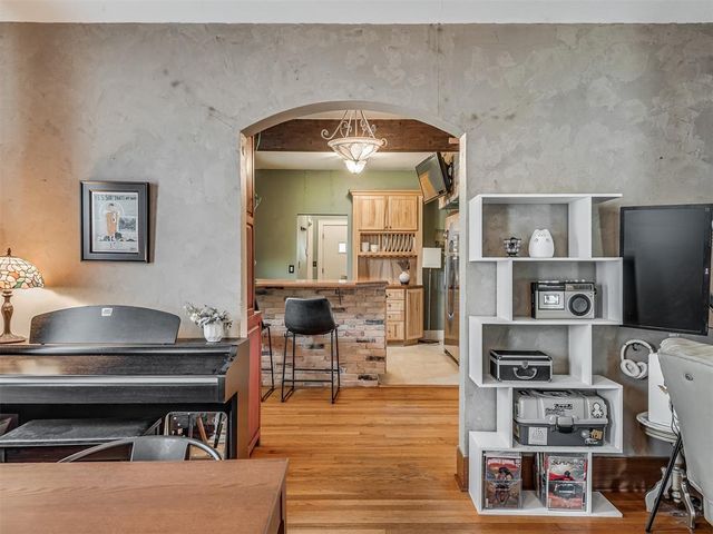 2220 N Indiana Avenue, Oklahoma City, OK 73106