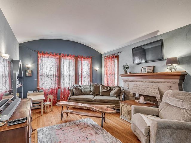 2220 N Indiana Avenue, Oklahoma City, OK 73106