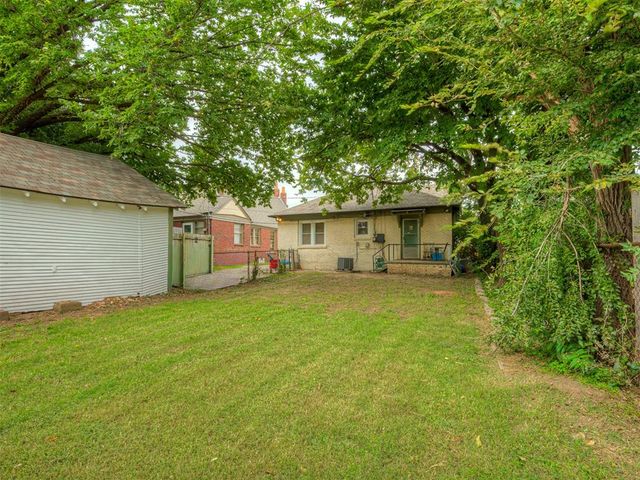 2220 N Indiana Avenue, Oklahoma City, OK 73106