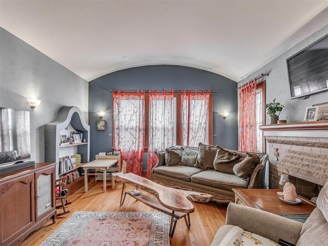 2220 N Indiana Avenue, Oklahoma City, OK 73106