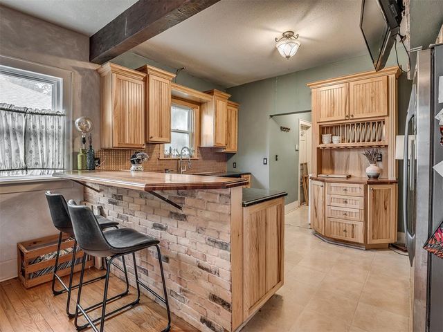 2220 N Indiana Avenue, Oklahoma City, OK 73106