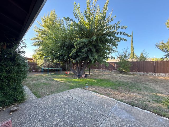 8037 San Cosme Dr, Citrus Heights, CA 95610