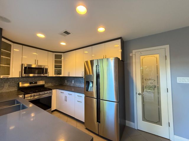 8037 San Cosme Dr, Citrus Heights, CA 95610