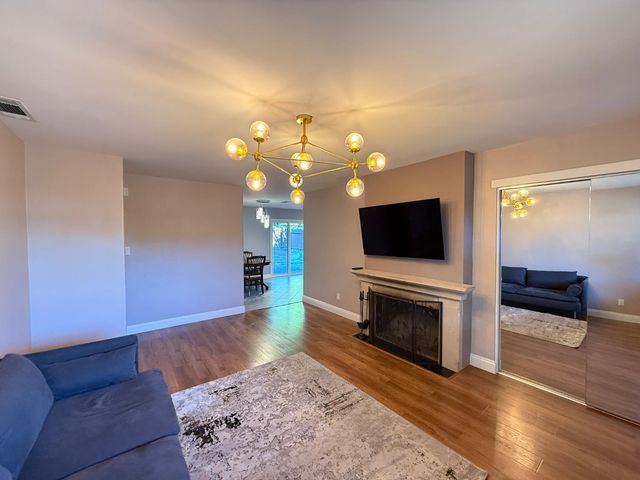 8037 San Cosme Dr, Citrus Heights, CA 95610