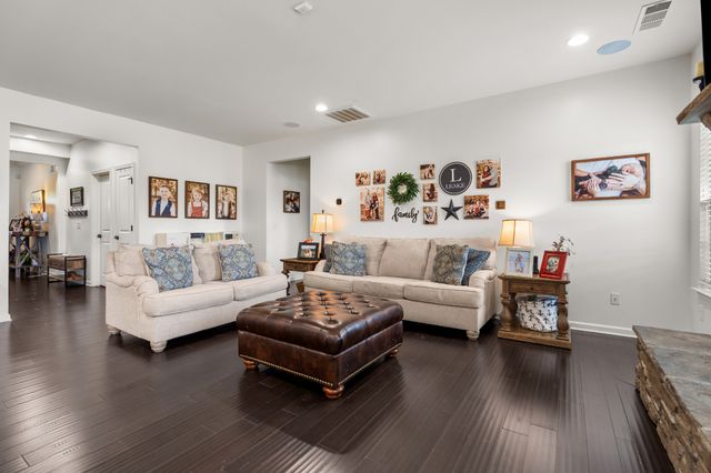 6725 Pleasant Gate Ln, College Grove, TN 37046