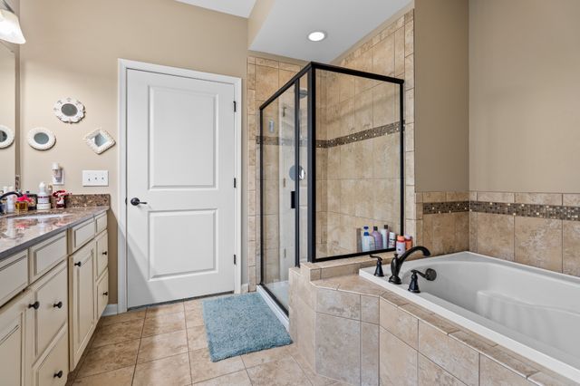 6725 Pleasant Gate Ln, College Grove, TN 37046