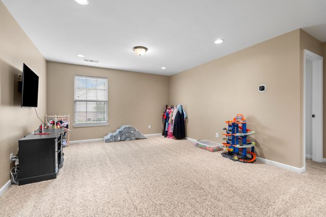 6725 Pleasant Gate Ln, College Grove, TN 37046