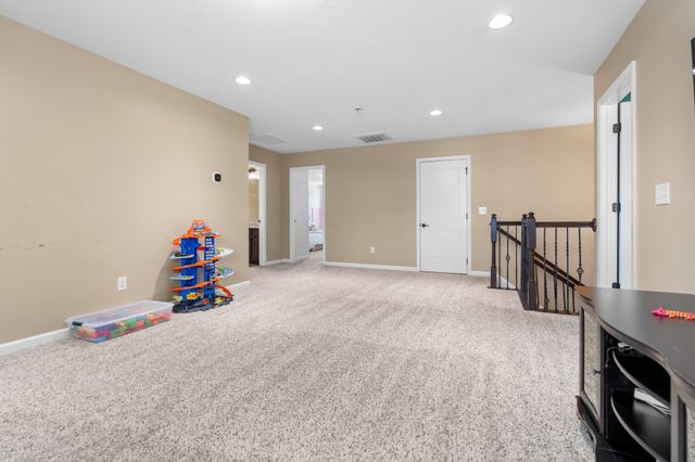 6725 Pleasant Gate Ln, College Grove, TN 37046