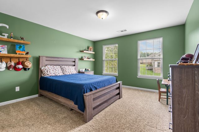 6725 Pleasant Gate Ln, College Grove, TN 37046