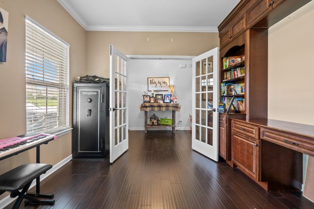 6725 Pleasant Gate Ln, College Grove, TN 37046