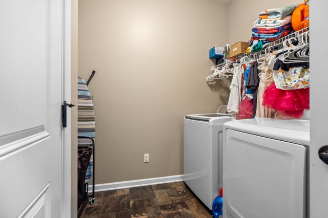 6725 Pleasant Gate Ln, College Grove, TN 37046