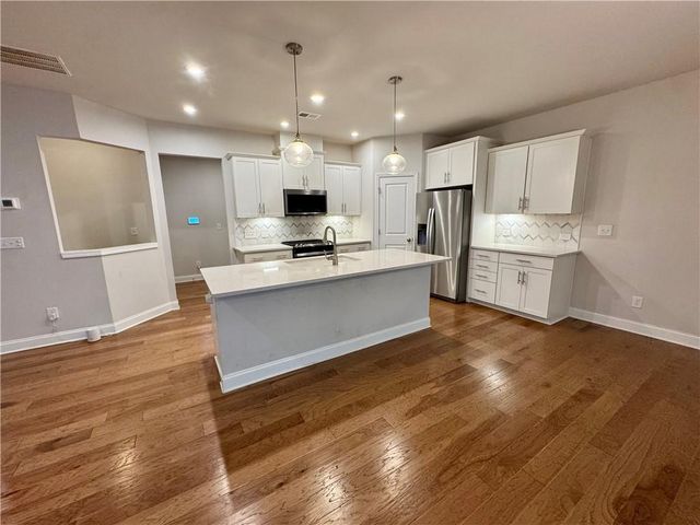 72 Riverclub Road, Acworth, GA 30101