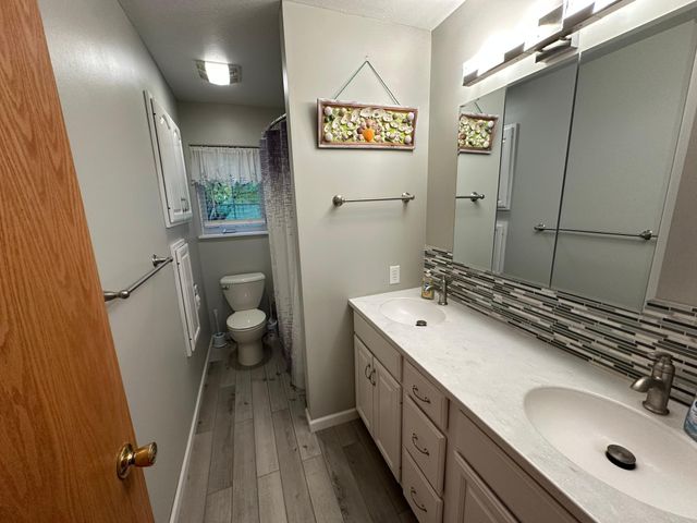 111 W Ridgeview Drive, Starbuck, MN 56381