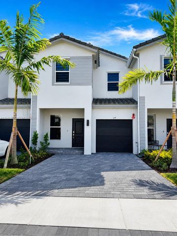 114 SW 184th Place 114, Pembroke Pines, FL 33029
