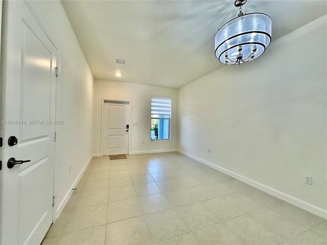 114 SW 184th Place 114, Pembroke Pines, FL 33029
