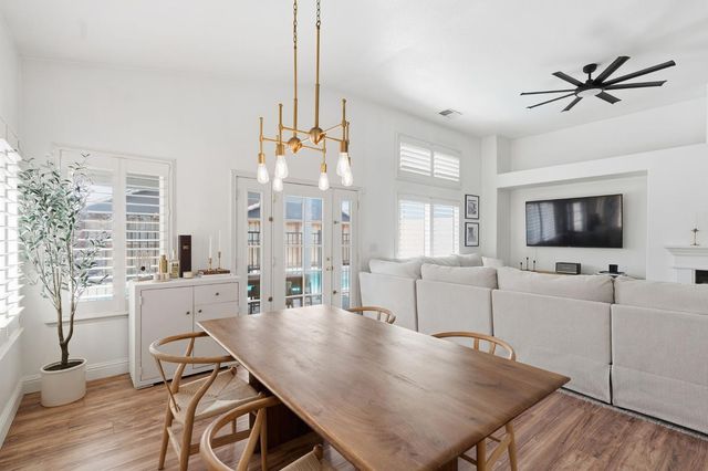 1740 N Mckelvy Avenue, Clovis, CA 93619