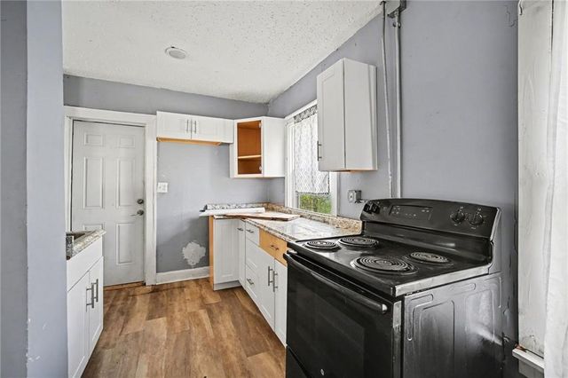 912 Bales Avenue, Kansas City, MO 64124
