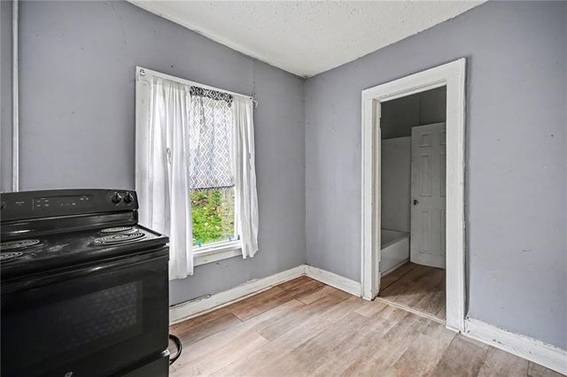 912 Bales Avenue, Kansas City, MO 64124