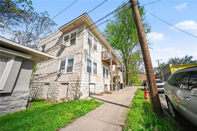 912 Bales Avenue, Kansas City, MO 64124