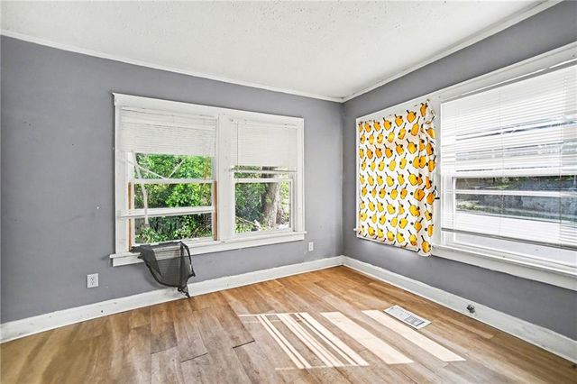 912 Bales Avenue, Kansas City, MO 64124