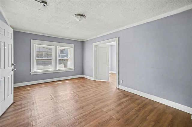 912 Bales Avenue, Kansas City, MO 64124