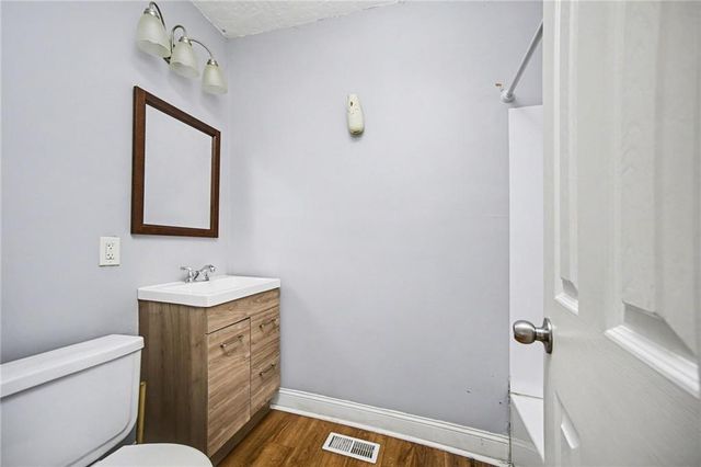 912 Bales Avenue, Kansas City, MO 64124